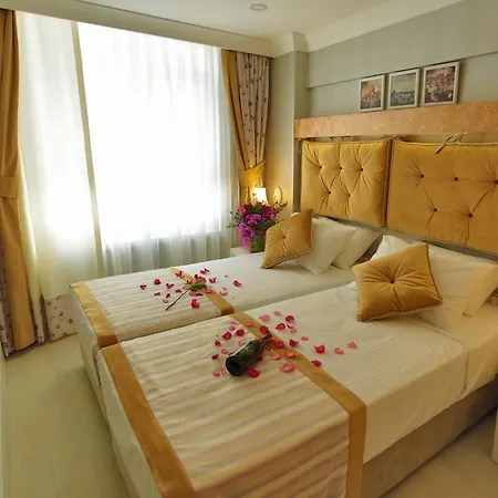 Just Hotel