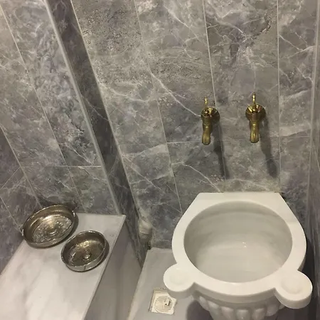 Hotel Sunlife Oldcity 2*