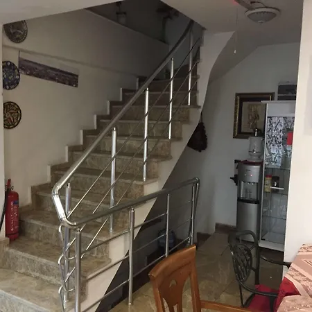 La Petite Maison Hotell