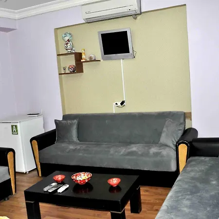 Aparthotel Caravan Palace Apart 2*