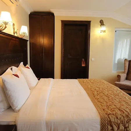 Tria Istanbul-special Category İstanbul