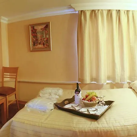Star Taksim 3*