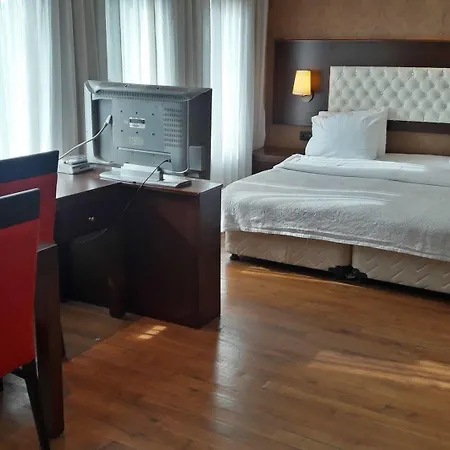 Mangana Hotel 4*