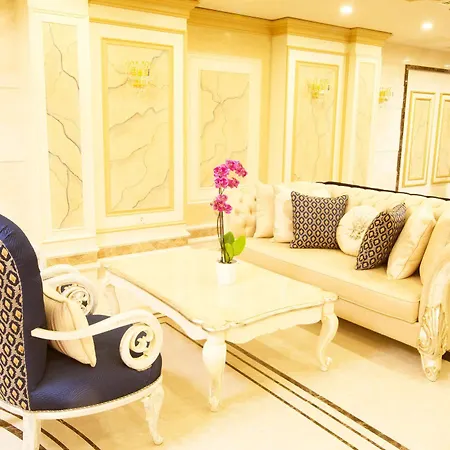Halifaks Hotel 4*