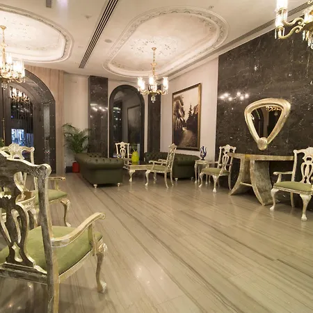 Cumbali Plaza