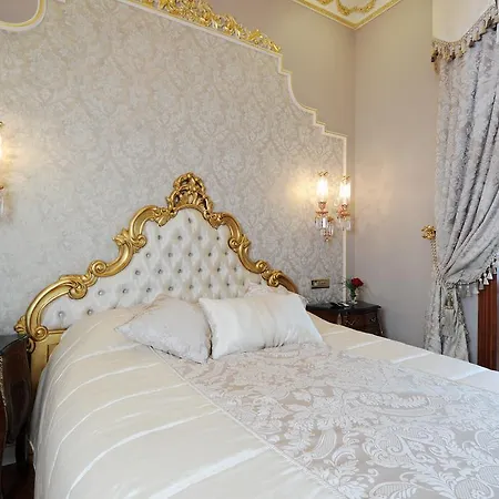 Maroon Bosphorus Hotell Istanbul
