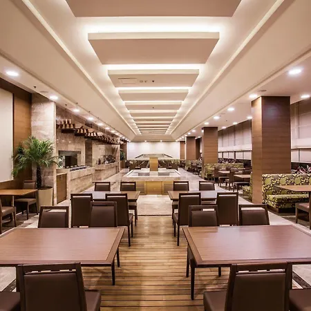 Hotel Gorrion 5*