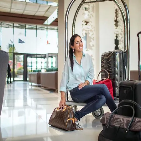 Burgu Arjaan By Rotana 5*