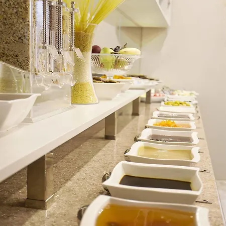 Taximist Hotel 3*