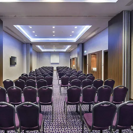 Hampton By Hilton Kayasehir Hotel