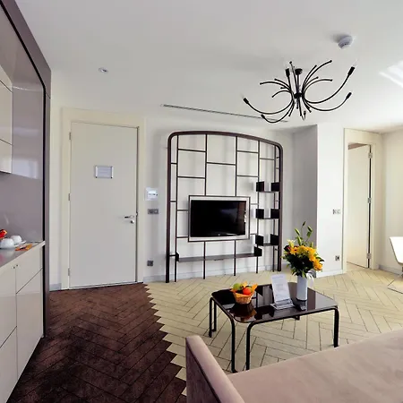 L'onde Business Aparthotel 4*