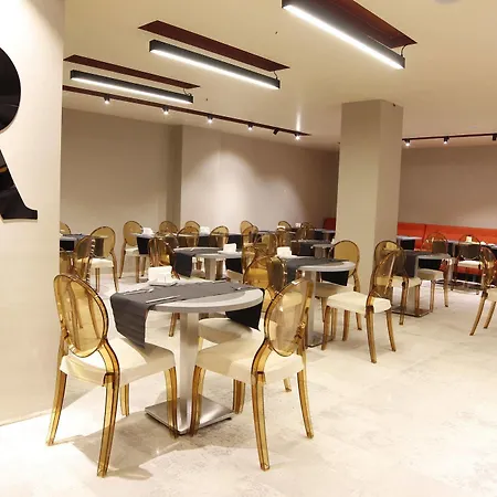 Hotel The Biancho Pera