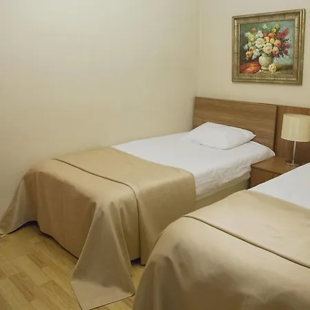 Airport Apartahotel