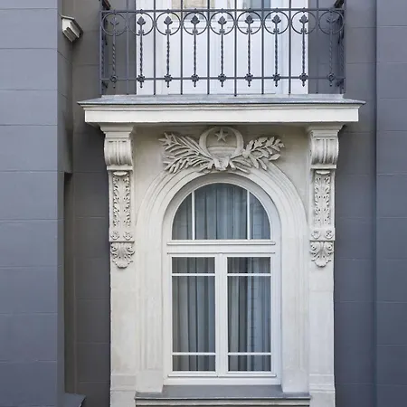 Otel Corinne Art & Boutique 4*