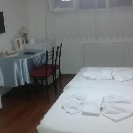 Bereket Traveler Hotel