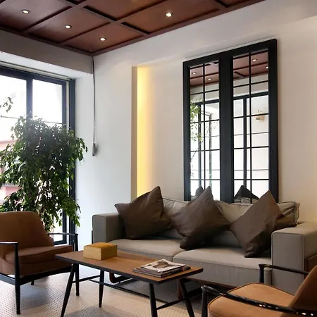Cozy Flats Studio Apartment *