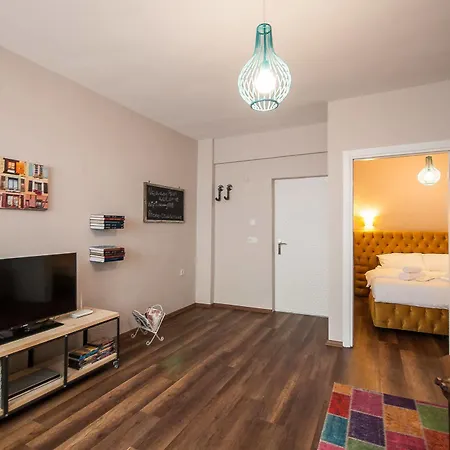 Newway Aparthotel 2*