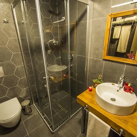Kuzen (adults Only) Hotel