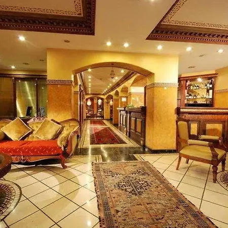 Nena Hotel 3*
