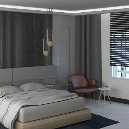 Hotel Maroon Tomtom