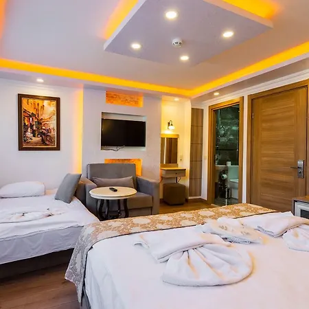 Harbour Old Hotel 3*
