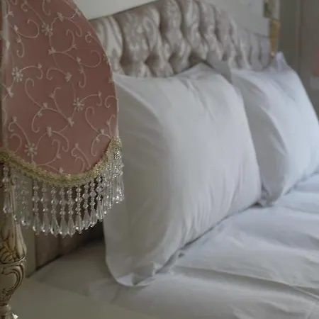 Leyenda Hotel