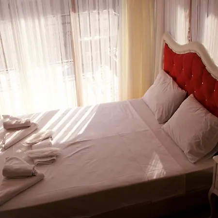 Yamac Suites Aparthotel