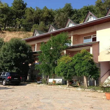 Hotel Yali