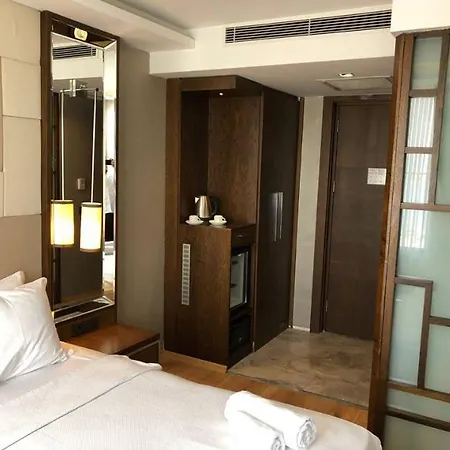 The Biancho Pera Hotel 4*