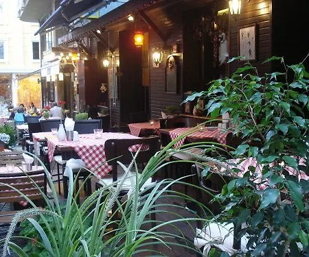 Adora Cafe & Restaurant 3* Istanbul