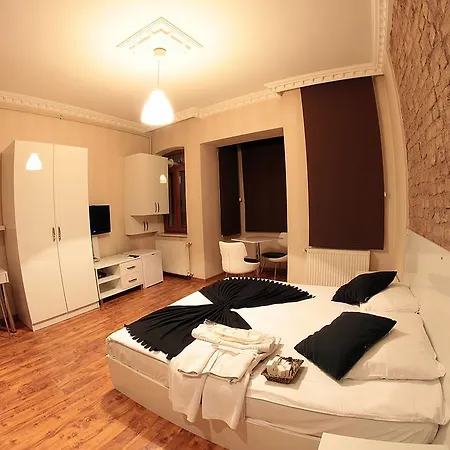 Fullhouse 3* Istanbul