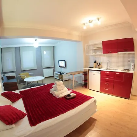 Fullhouse Aparthotel Istanbul