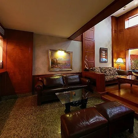 Hotell Peak Star 3*