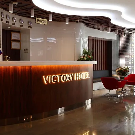 Victory & 4*
