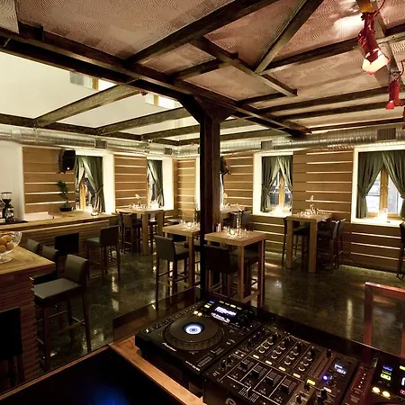 Pera Apartahotel