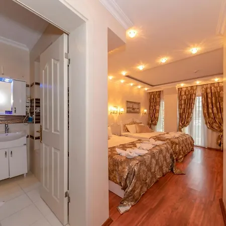 Charm Hotel