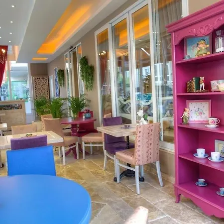Hotel Elegance 4*