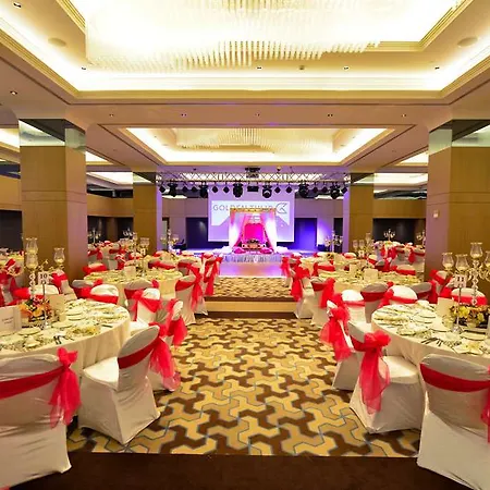 Golden Tulip Bayrampasa