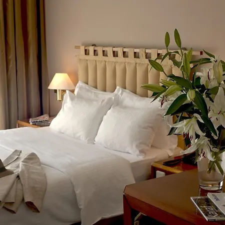 La Maison Hotel 3*