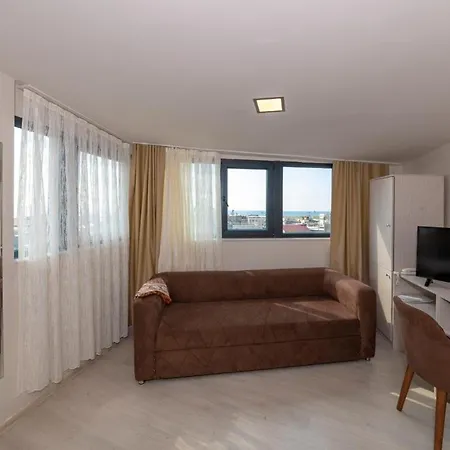 Hotel Grand Ahi