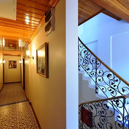 Hotel Elyka 2*