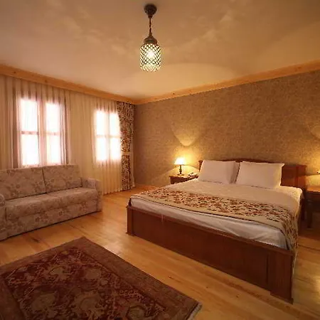 Lalinn Hotel