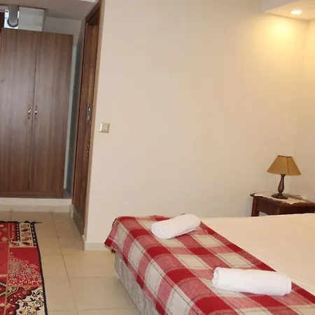 Hotel Lalinn