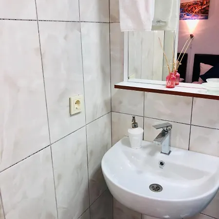 Otel The House Of Tulpan 2*
