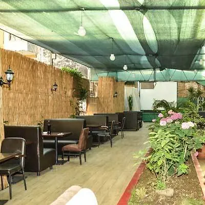 Comfort Downtown فندق