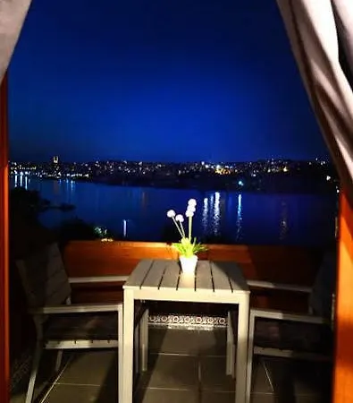 Le Mirage 4*