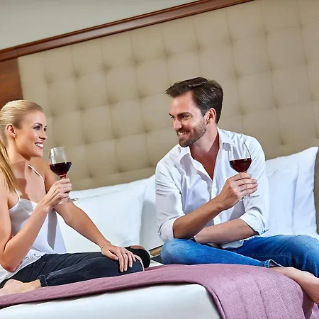 ريناتا البوتيكي شيشلي
