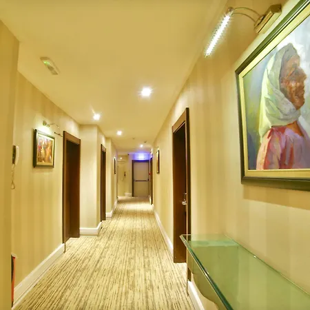 Taksim Hotel 4*