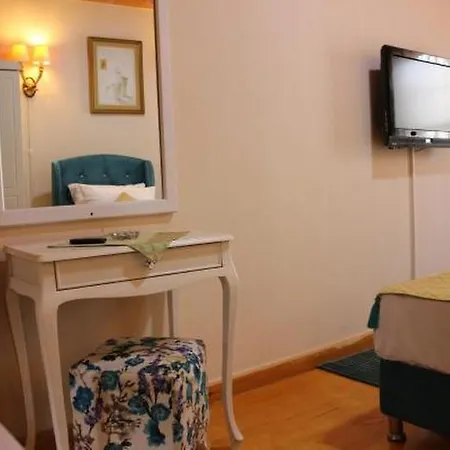Отель The Trip Old 3*