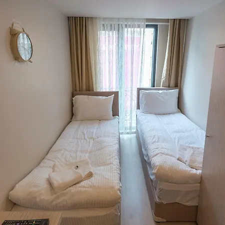 Grand Ahi Hotel 3*